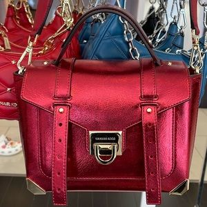 MICHAEL KORS
Manhattan Md TH SCHOOL Crackled Metallic Leather SATCHEL
Crimson